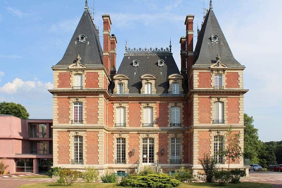 Ehpad Revente Château de la Fontaine aux Cossons par Renaissance
