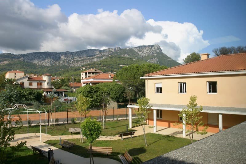 Ehpad Revente Résidence Les Oliviers par Emeis (Orpea)